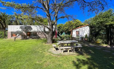 Quinta de 5 dormitorios sobre terreno de 3.744m² en Funes