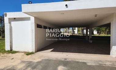COMPLEJO con Salon de eventos, casa + galpones - Miguel David & Dr. Rancillac