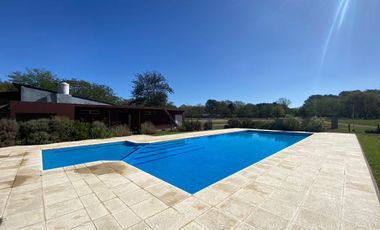 Terreno arbolado- Amarylis Exhaltacion de la Cruz bajas expensas