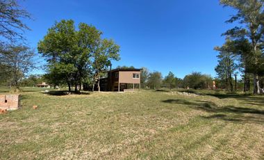 Terreno arbolado- Amarylis Exhaltacion de la Cruz bajas expensas