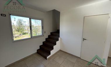 Duplex - 3 amb - Islas Malvinas Nº254 UF11 - Belen De Escobar - CON RENTA.