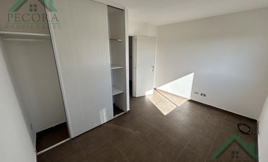 Duplex - 3 amb - Islas Malvinas Nº254 UF11 - Belen De Escobar - CON RENTA.