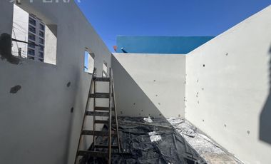 Venta de Oficina en ochava con patio en Wilde