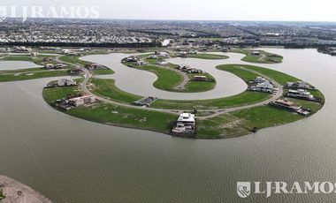 LOTE AL LAGO CENTRAL DE NORDELTA.
