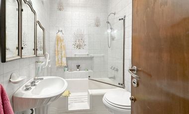 Venta Casa 6 Ambientes 5 Dormitorios 330M2 en Martinez San Isidro