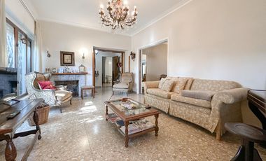 Venta Casa 6 Ambientes 5 Dormitorios 330M2 en Martinez San Isidro