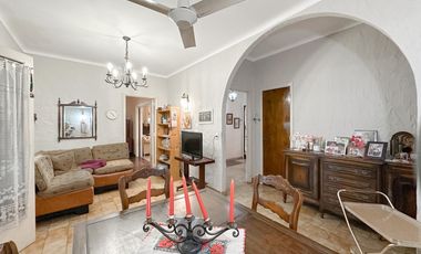 Venta Casa 6 Ambientes 5 Dormitorios 330M2 en Martinez San Isidro