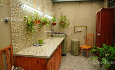 Casa 4 ambientes en venta en Lanús Este