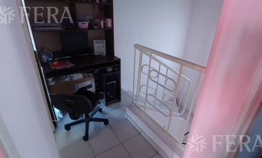 Venta de casa de 3 ambientes con cochera en Longchamps