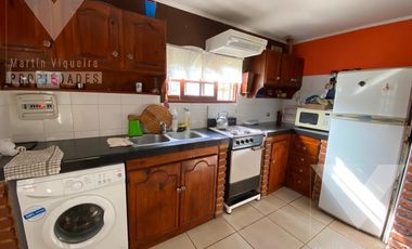 Espectacular QUINTA CON PILETA  en lote de 40 x 25. Se aceptan PERMUTAS.