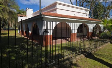 Venta casa quinta amoblada en Sauce Viejo