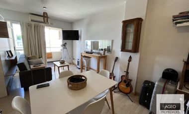 HERMOSO PH,  2 AMBIENTES EN DÚPLEX , 1ER. PISO POR ESCALERA.