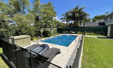 Casa - Saint George's (New Field)