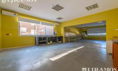 Edificio Comercial en Pilar- Versatil- Premium