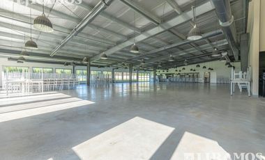 Edificio Comercial en Pilar- Versatil- Premium