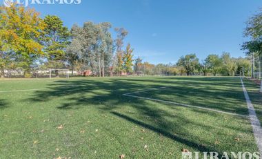 Edificio Comercial en Pilar- Versatil- Premium