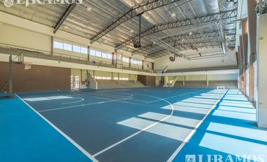 Edificio Comercial en Pilar- Versatil- Premium