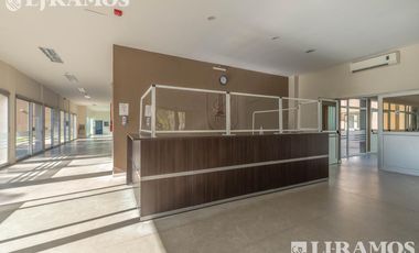 Edificio Comercial en Pilar- Versatil- Premium