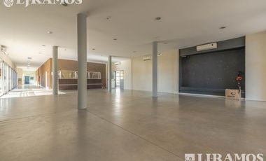 Edificio Comercial en Pilar- Versatil- Premium