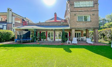 Casa en Barrio San Facundo en venta