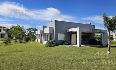 Casa En Venta Barrio Cerrado