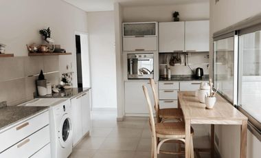 Casa con inmejorable vista al lago