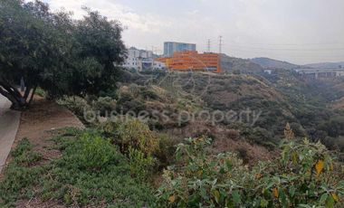 Terreno Plurifamiliar para 50 viviendas, Sexta Sección de Lomas Verdes.