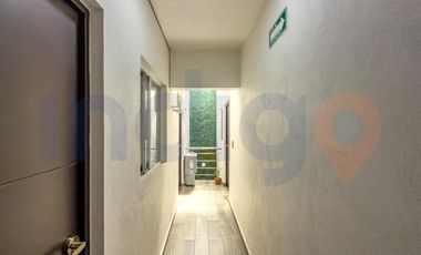 Oficina en Venta casi frente al Home Depot en la salida a Huimilpan