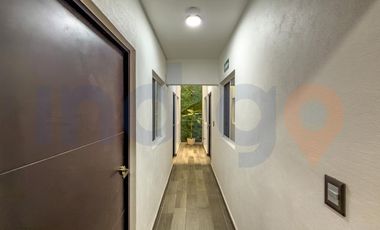 Oficina en Venta casi frente al Home Depot en la salida a Huimilpan