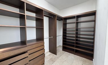 CASA CON ESTUDIO EN PB EN VENTA EN PUNTA TIBURON