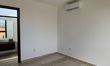 CASA CON ESTUDIO EN PB EN VENTA EN PUNTA TIBURON