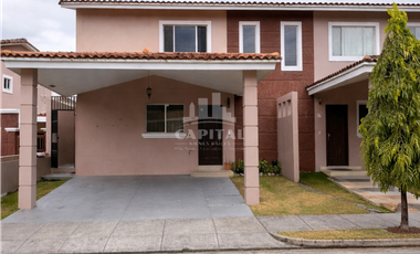 VILLA NAVONA - BRISAS DEL GOLF