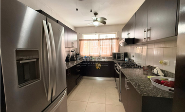 VILLA NAVONA - BRISAS DEL GOLF