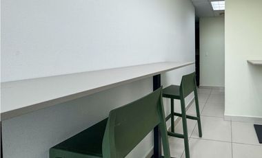 Alquiler de Oficina en Edificio Financial Park, Costa del Este