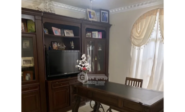 VILLA LUCRE / ALTOS SAN RAFAEL / 661M / 5 HABITACIÓN / 3 PARKING