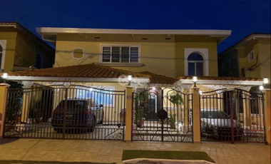 VILLA LUCRE / ALTOS SAN RAFAEL / 661M / 5 HABITACIÓN / 3 PARKING