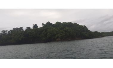 ARCHIPIELAGO DE LAS PERLAS / ISLA CON POBLACION / 40 HECTAREAS