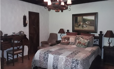 FINCA / UTIVE / 469 HECT. / CASA CON 6 HABITACIONES / FRENTE A LAGO