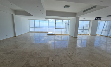 Apartamento reposeido en venta PH Titanium - Costa del Este (PD)