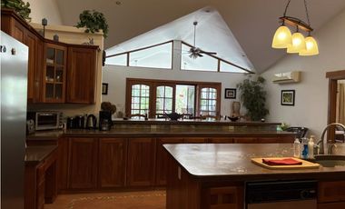 SAN JOSE / 1500 M / 3 HABITACION + CASA DE HUESPEDES / PISCINA / AG