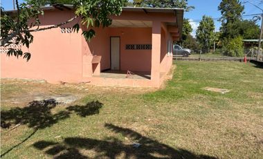 CHAME / LA PAZ / 593M /3 HABITACION / 1 BAÑO / SOBRE LA VIA / AG