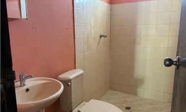 CHAME / LA PAZ / 593M /3 HABITACION / 1 BAÑO / SOBRE LA VIA / AG