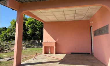 CHAME / LA PAZ / 593M /3 HABITACION / 1 BAÑO / SOBRE LA VIA / AG