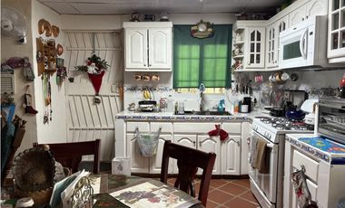 CHAME / EL CELAJE / 10000 M / 3 HABITACION / 3.5 BAÑOS / AG