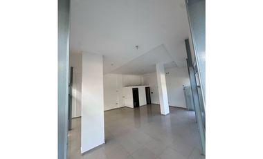 ALQUILER ANUAL LOCAL COMERCIAL- PASEO QUATTRO CARLOS PAZ