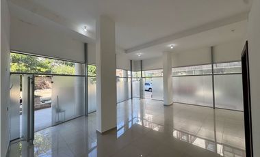ALQUILER ANUAL LOCAL COMERCIAL- PASEO QUATTRO CARLOS PAZ