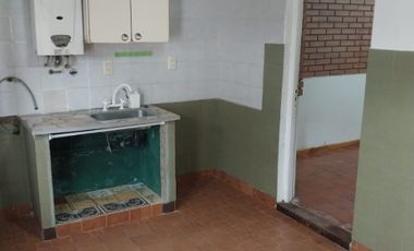 Casa PH en alquiler en Quilmes Oeste