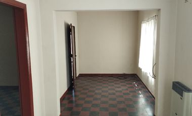 Casa en alquiler en Barrio San Bernardo