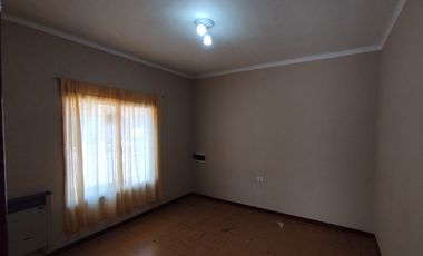 Casa en alquiler en Barrio San Bernardo