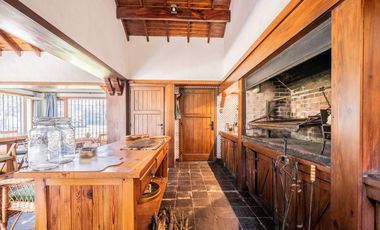 Quinta 6 ambientes en venta en Escobar con pileta